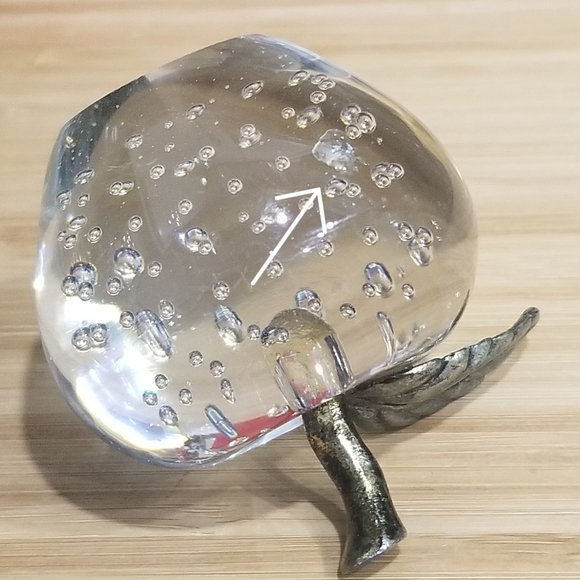 Apple Paperweight Metal Stem Leaf Clear Bubble Art Glass 3.25"H - Picture 5 of 8